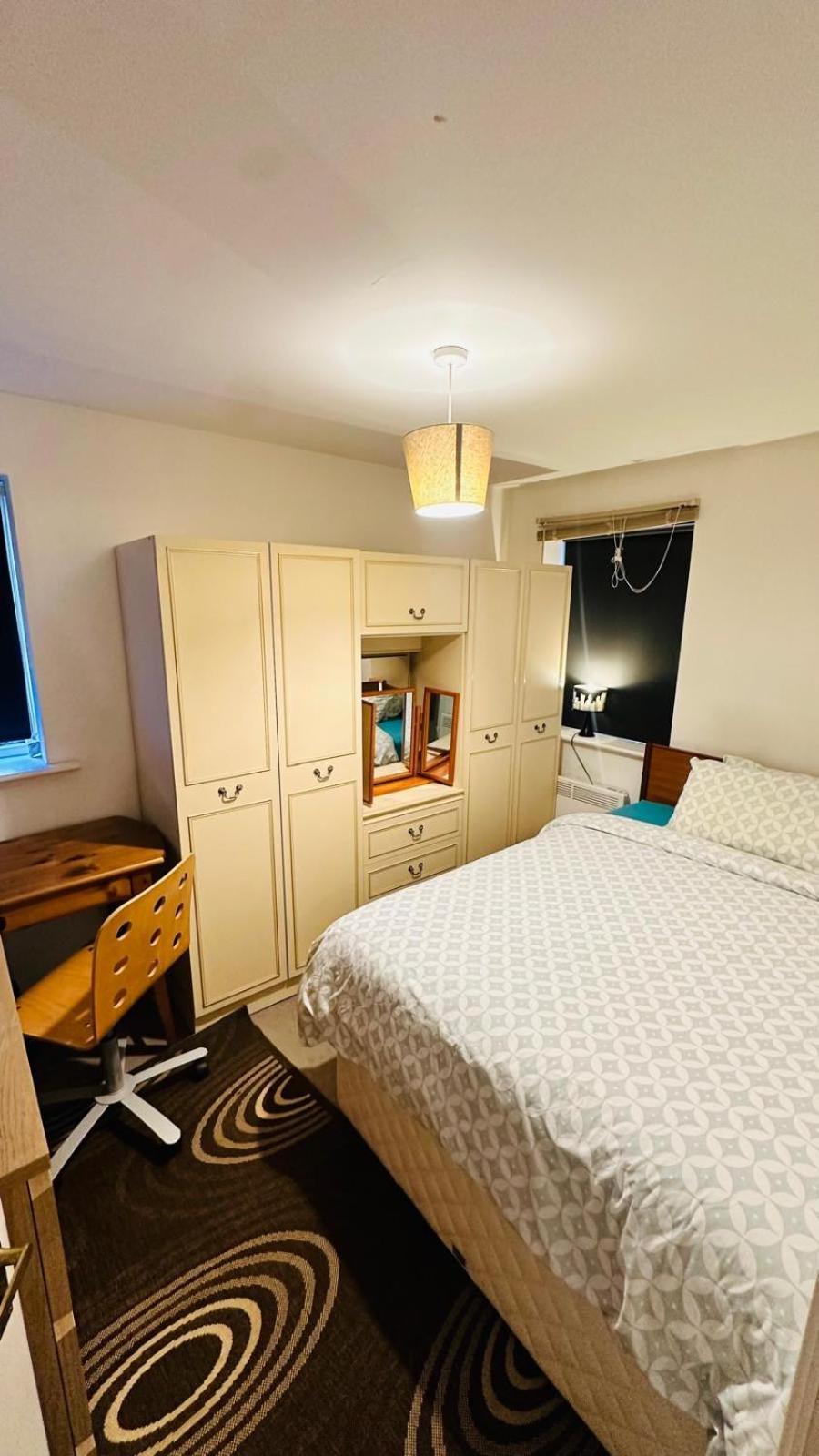 The Right Place. A Fabulous/Cozy Double Room Лондон Экстерьер фото